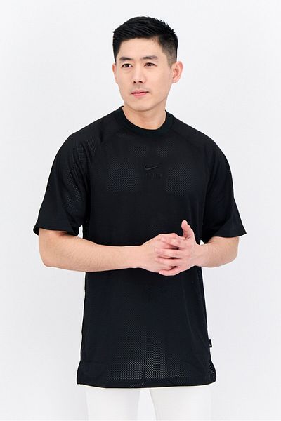 Nike Men Sportswear Fit Short Sleeves Training T-shirt, Black