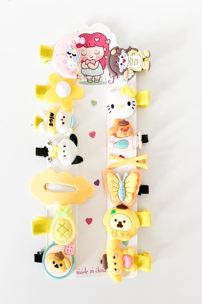 Pretty Children's Set of 14 Buckles