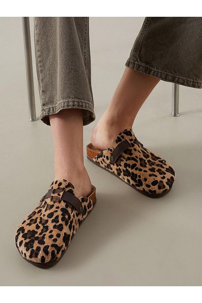 LC Waikiki Γυναικείες παντόφλες σπιτιών LCW STEPS Leopard με σχέδιο
