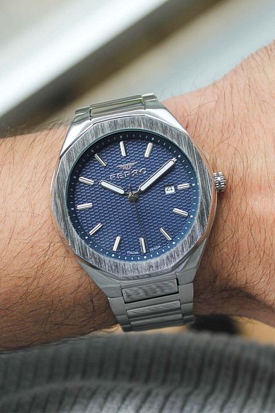 FERRO F11535A3 Men's Watch with Steel Band
