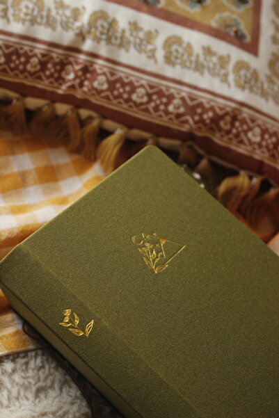 Nova Crafts Hidden Mountain Garden Khaki Notebook Inside Kraft / Journal