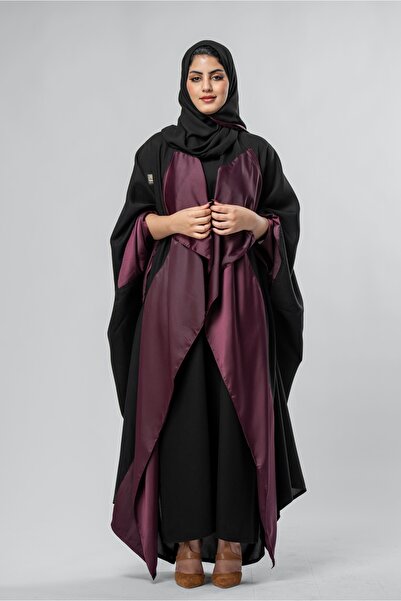 outline Black Qatari Abaya Bisht with Maroon Embroidery