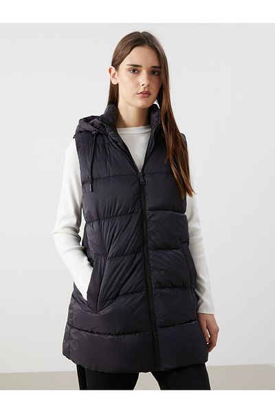 LC Waikiki Hooded Women's Puffer Vest