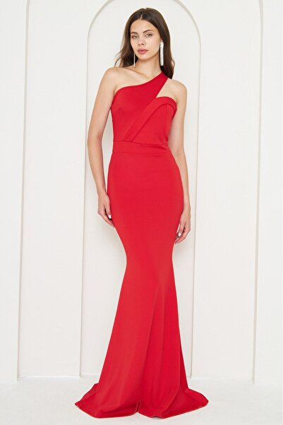 vuvutasarım Rotes, flexibles Abendkleid aus Taucherstoff mit gekreuzten Trägern am Hals, 582211