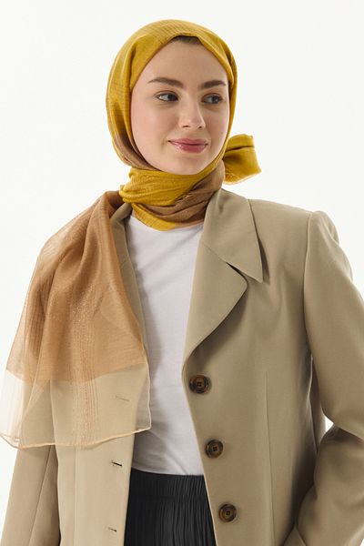 FENZA SCARF شال من الحرير والصوف بنمط مخطط بلون الخردل بنسبة 40%