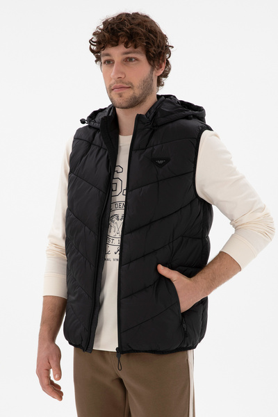 U.S. Polo Assn. Erkek Siyah Yelek 50290799-VR046