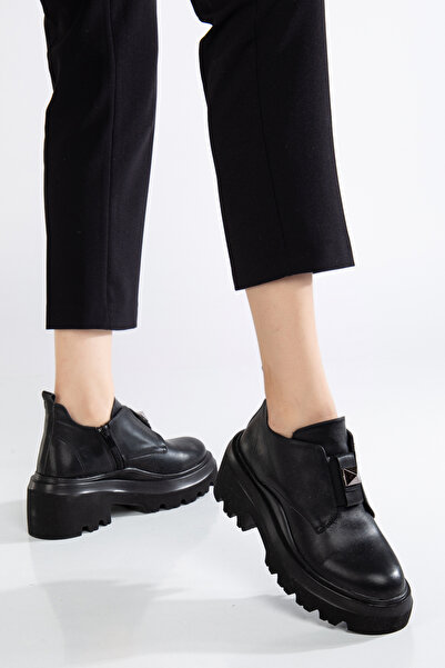 Genetti Women's Buckle Detailed Boots Loafer Shoes