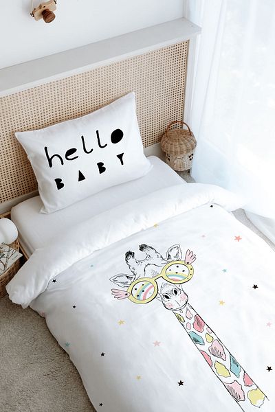 Tuğba Kuğu Single Duvet Cover Set (160X220) - Iconic Series - Colorful Giraffe
