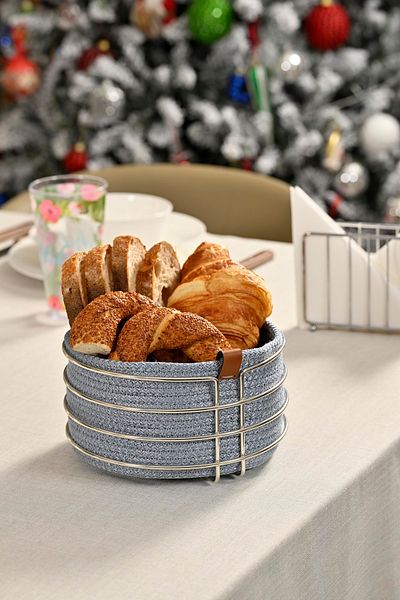Edora Home Stylish Round Bread Basket - Wicker Knitted, Macrame, Stainless Metal, Multi-Purpose