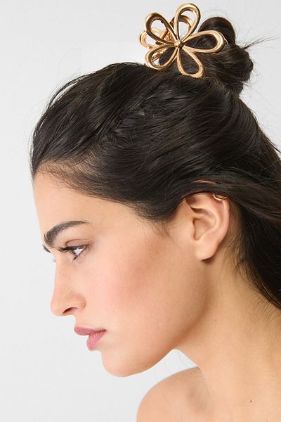 Stradivarius Daisy hair clip