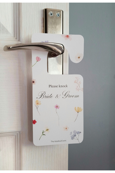 The Istanbul Event Çiçekli Gelin ve Damat Odası Beyaz Kapı Kolu Askısı - Brid...