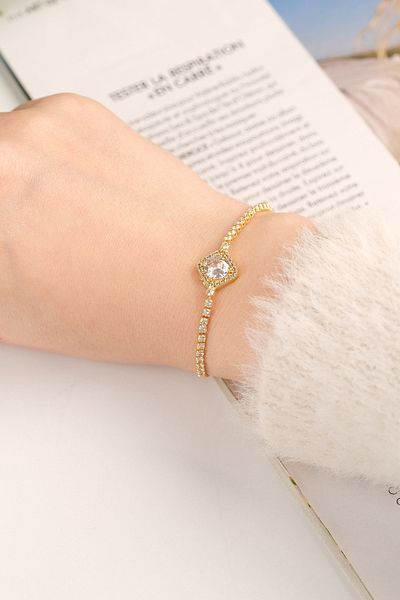 Jack Ferrero Women's Zircon Stone Vip Bracelet Color Does Not Throw