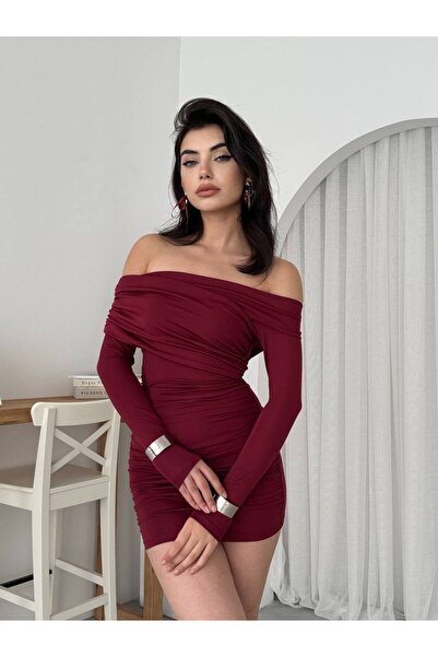 buqre's moda Νέο Μίνι φόρεμα με λεπτομέρεια με λαιμόκοψη Madonna