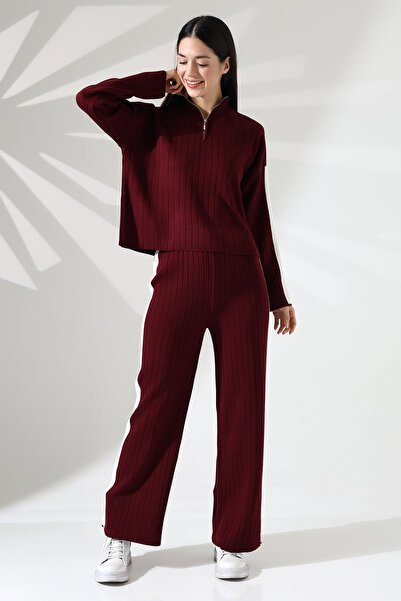 Pamphylia Knitwear Women's Set - Bottom and Top Set, Side Detail