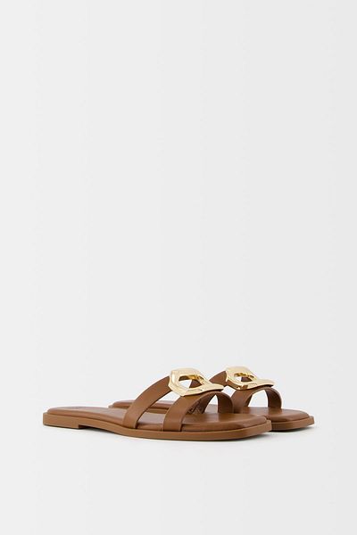 Bershka Flat sandals with metallic detail