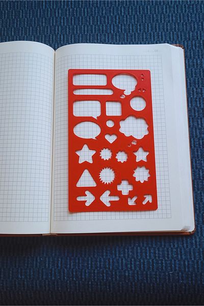 Karmelom Studio Bullet Journal Template Ruler - Model Images