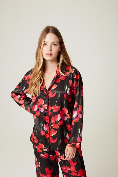 MISSDORE Raina-Red Flower Satin Pajama Set Black
