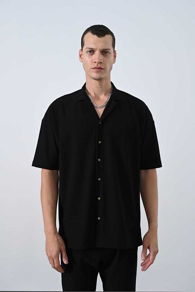 KUN SPORTSWEAR РИЗА С КЪС РЪКАВ, ОБЪРЗАН, АЗИАТСКО-ТИХООКЕАНСКИ РАЗМЕР, РЕБРЕНА ЯКА И СТРАНИЧНИ ШЛИЦОВЕ