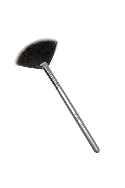 Makeover22 فرشاة الهايلايتر وأحمر الخدود MBR001