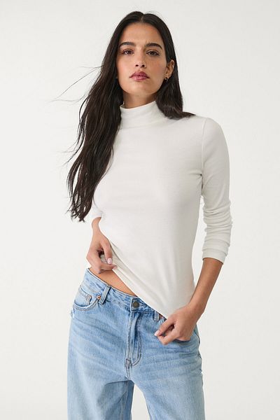 Stradivarius High neck T-shirt