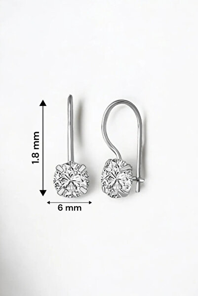 jelux silver Gümüş 925 Ayar 6 Mm Premium Star Kesim Zirkon Taşlı Mengeçli Küpe