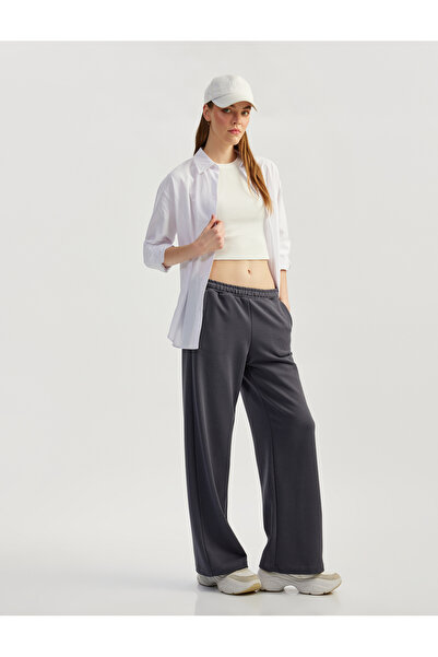 Koton Φαρδύ παντελόνι με ελαστική μέση, άνετη εφαρμογή και λεπτομέρεια τσέπης