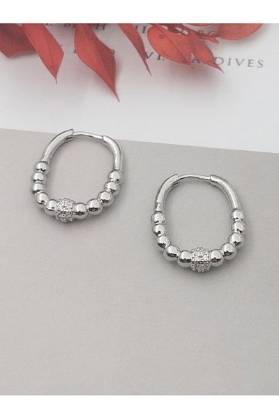 Siya Silver Zircon Stone VIP Series Dorica Oval Earrings - Heels