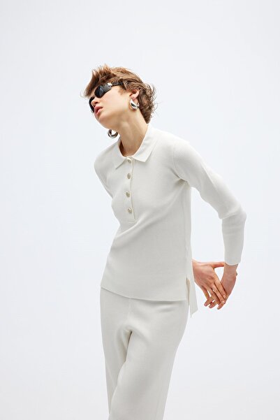 rue Светр з високим коміром кольору екрю