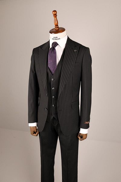 Kadir Büyükkaya Men's Comfortable Cut Suit with Vest - Kav1018S