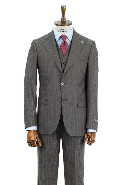 Kadir Büyükkaya Men's Comfortable Suit with Vest - Kav1045W