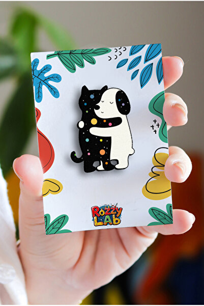 Rozzy Lab Sarılan Köpek Kedi - Pin - Rozet - Broş - Yaka Çanta Aksesuar