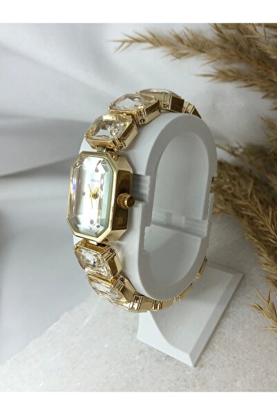 Coliseum Gold Gold Color Design Women's Wristwatch with Crystal Cutout Stones