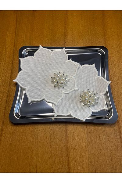 Smiling Home 2 Pieces Linen Linen Ecru Color Pearls Star Pattern Cocktail Presentation Napkins