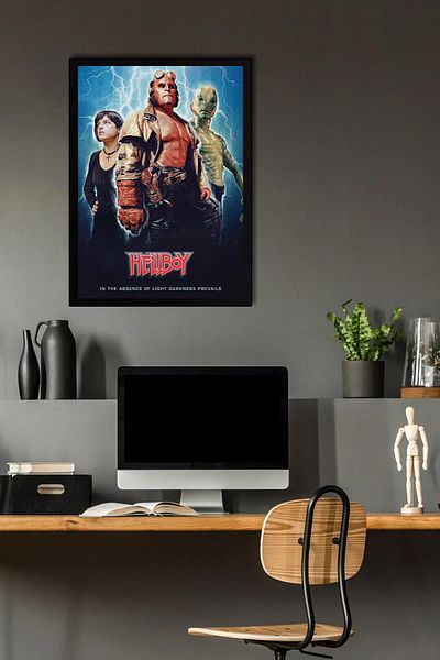 Saturn Hellboy în cadru - Pictură poster de film