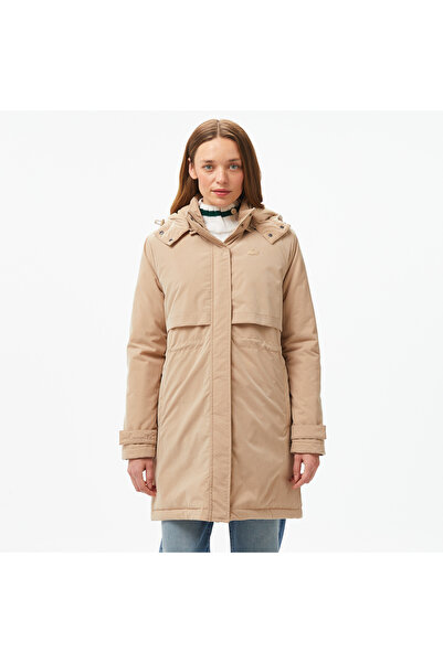 Lacoste Kadın Relaxed Fit Kapüşonlu Bej Mont