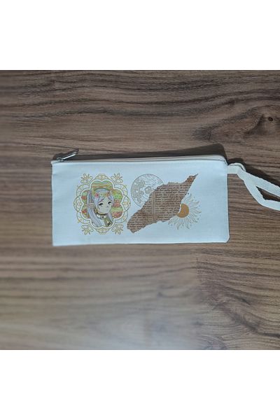 Define Moyas Laminated Frieren Cloth Pen Holder