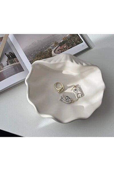 ESS Candles & Decoration حامل عرض المجوهرات المنظم لنموذج المحار من ESS