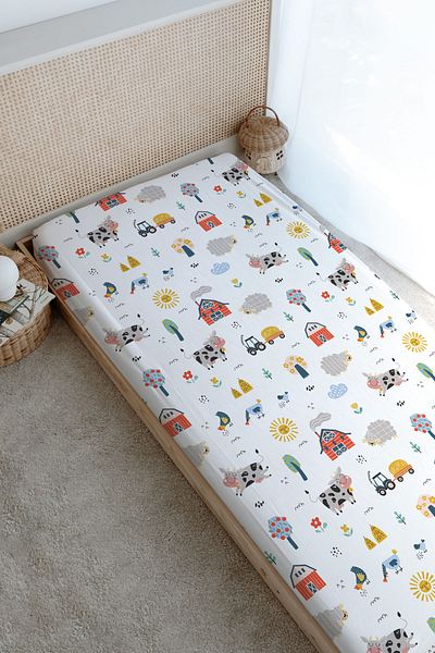 Tuğba Kuğu Iconic Series - Farm Animals Printed Flat Sheet