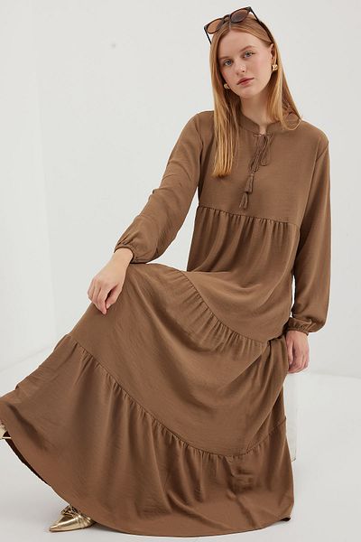 Bigdart 1627 Modell Milchbraunes Hijab Kleid - Kragen mit Schnürung