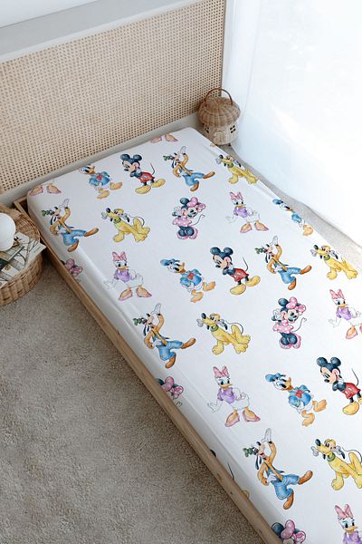 Tuğba Kuğu Cartoon Series Printed Bed Sheet - Little Mouse and Friends