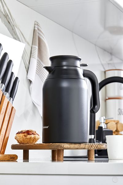 Cooker ترمس ستانلس ستيل ملون بطبقة مزدوجة سعة 2 لتر (نزهة، تخييم، مكتب خارجي، فندق، مقهى، مدرسة)