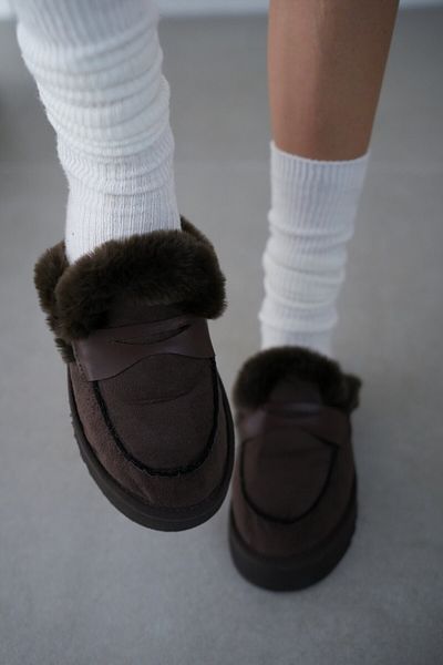 selinshoes Yummy Women's Plush Inside and Outside Suede Plush Belt Detailed Slippers - Brown