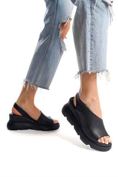 Ayakkabı Fuarı Elit Lyna Black Genuine Leather Wedge Heel Sandals