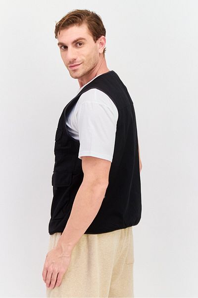 Puma Men Sportswear Fit Sleeveless Outdoor Vest, Black