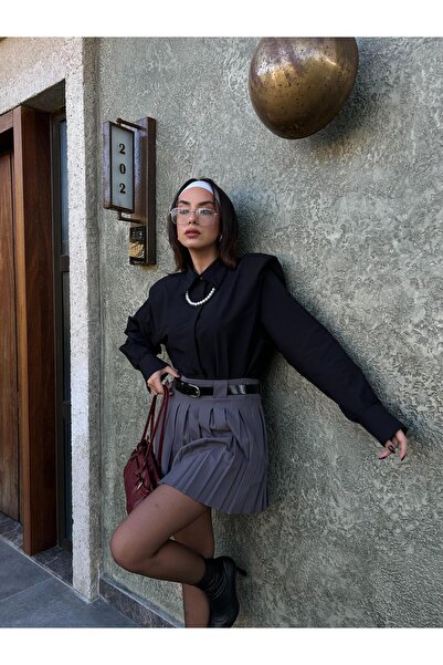 minaaise Kadın Siyah Poplin Vatkalı İnci Kolye Detaylı %100 Pamuk Gömlek 29016