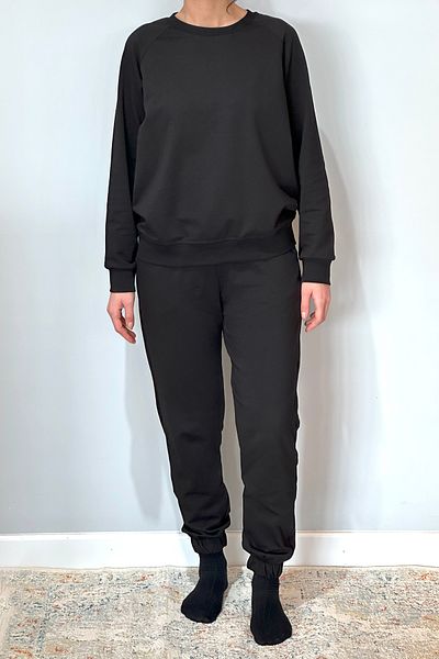 REMSA Μαύρο γυναικείο φούτερ και φούτερ - Elastic Leg 8006