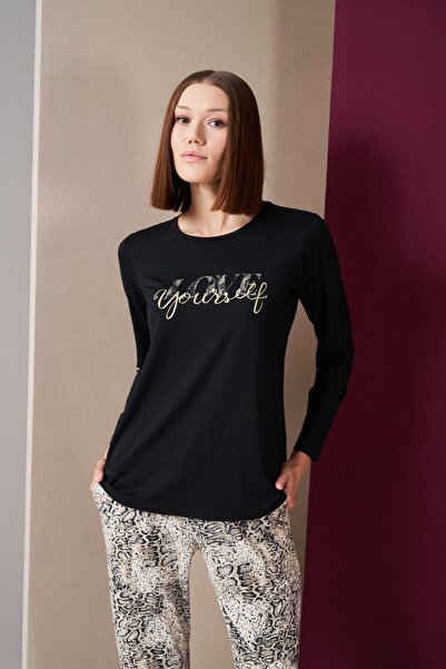 PJS 26020 Жіночий комплект піжами з круглим коміром, довгими рукавами та леопардовим принтом