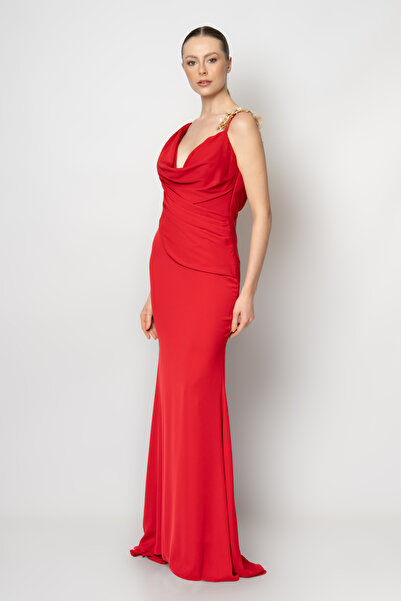 RENGIN Degaje yaka tek askısı çiçek aksesuarlı abiye elbise