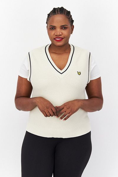 Lyle & Scott Women V Neck Sleeveless Brand Logo Sweater Vest, Off White Combo