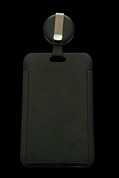 StormiStoretr حامي بطاقة الهوية العمودية السوداء الفاخرة من Black Yoyo مع إطار